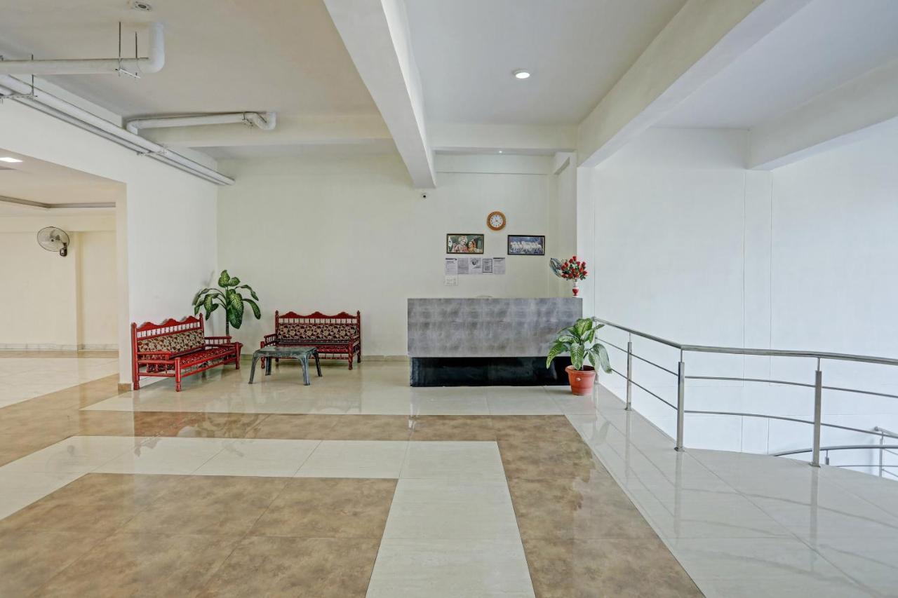 Oyo Flagship 80971 The Lime Tree Bareilly Exterior photo