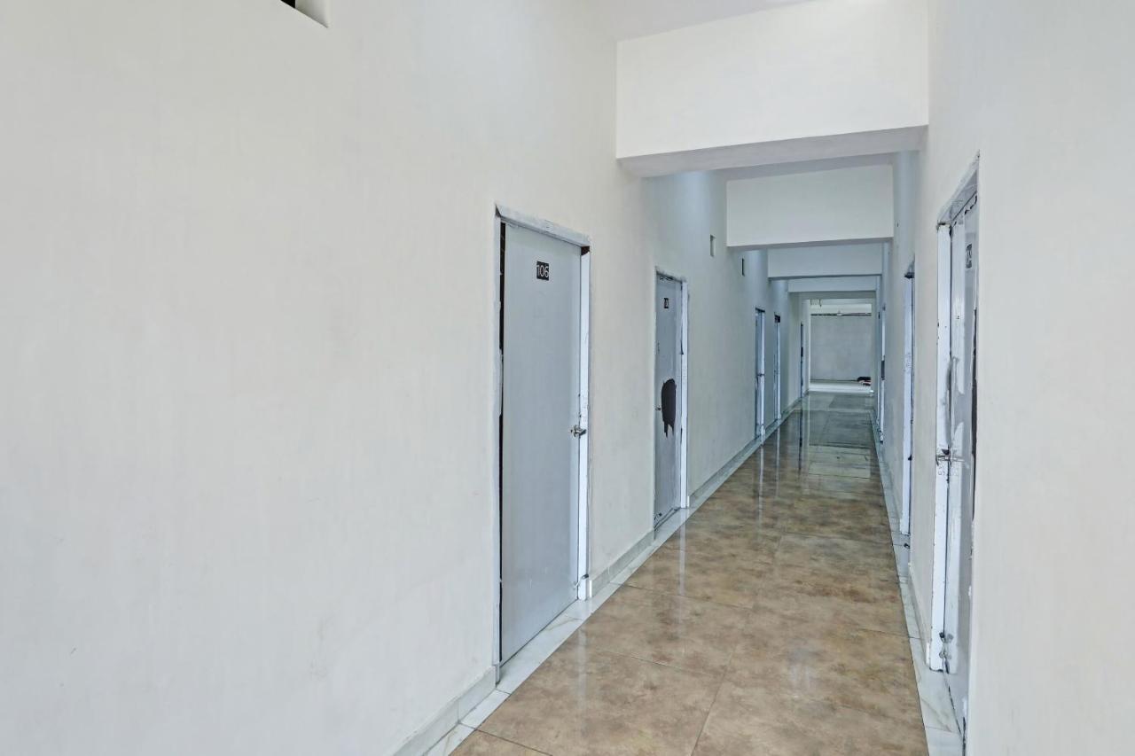 Oyo Flagship 80971 The Lime Tree Bareilly Exterior photo