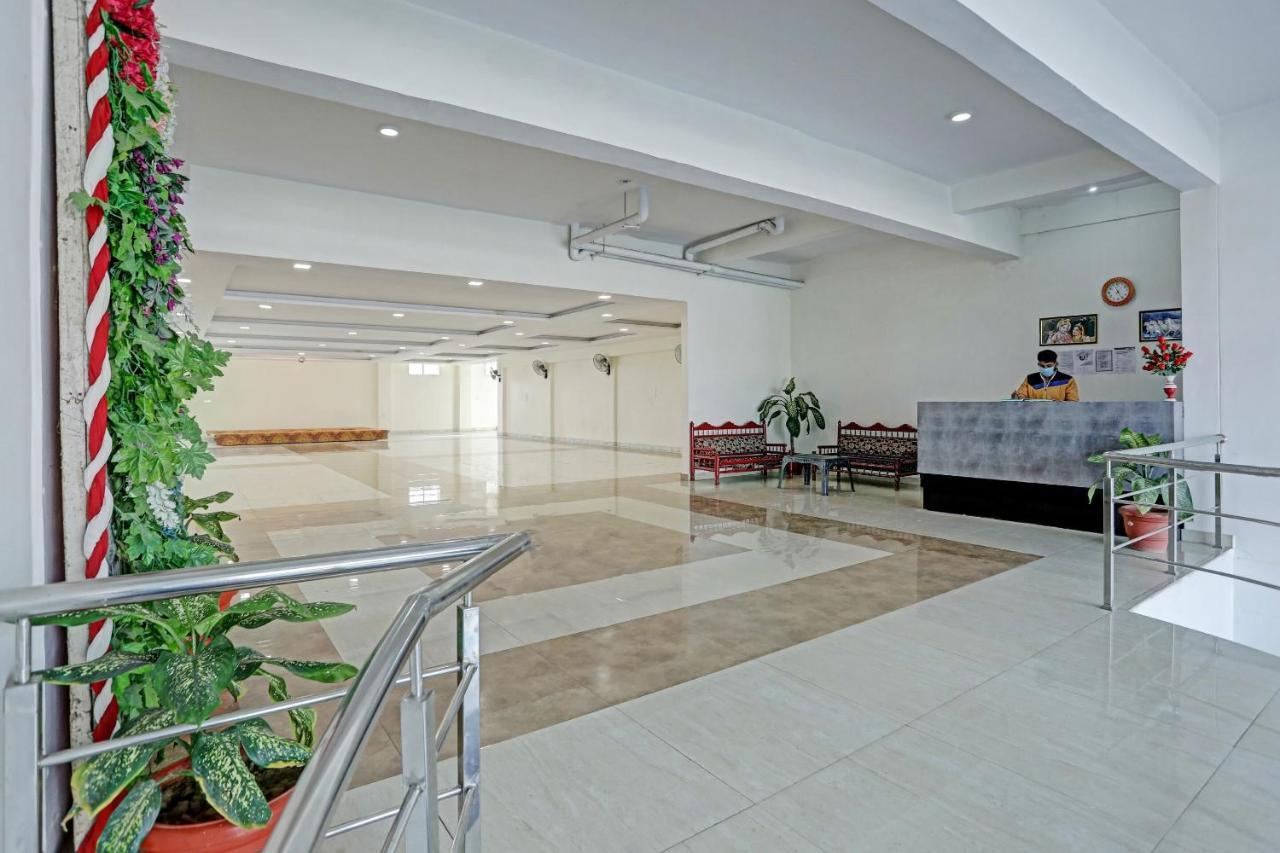 Oyo Flagship 80971 The Lime Tree Bareilly Exterior photo